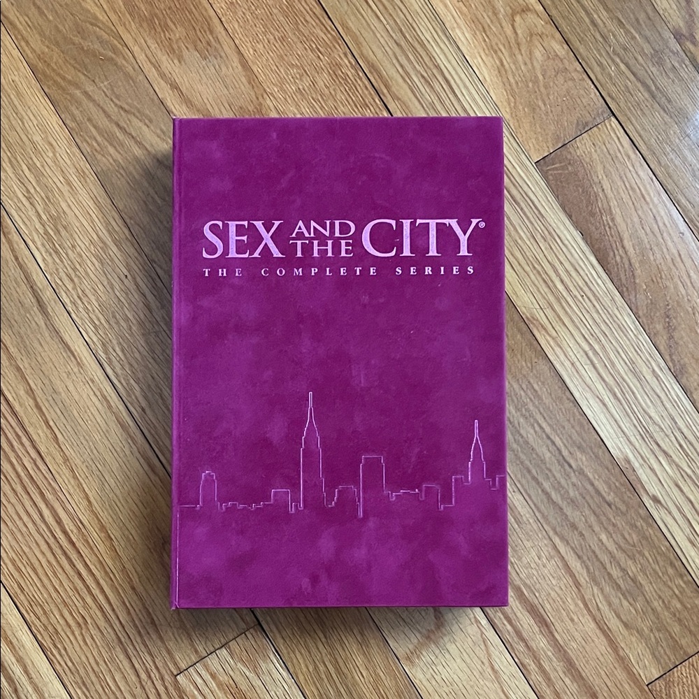 Sex and the City The Complete Series Box Set - Magenta Cover